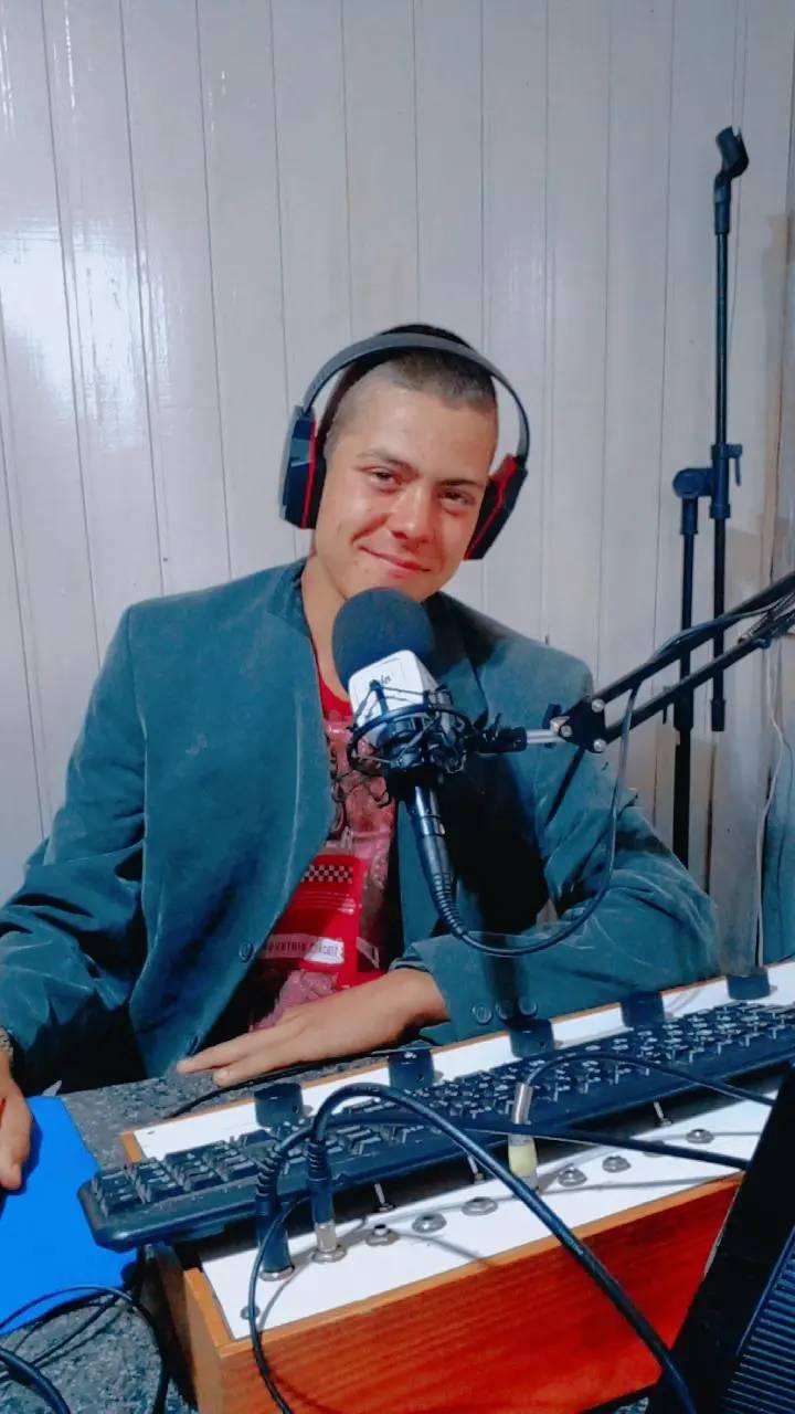RONALD LARA
